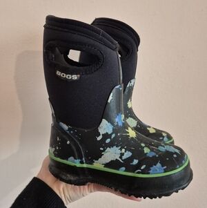 Bogs Winter Boots Size 8 Kids